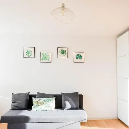 Appartement 15 Min Stare D&a Darwina Warschau